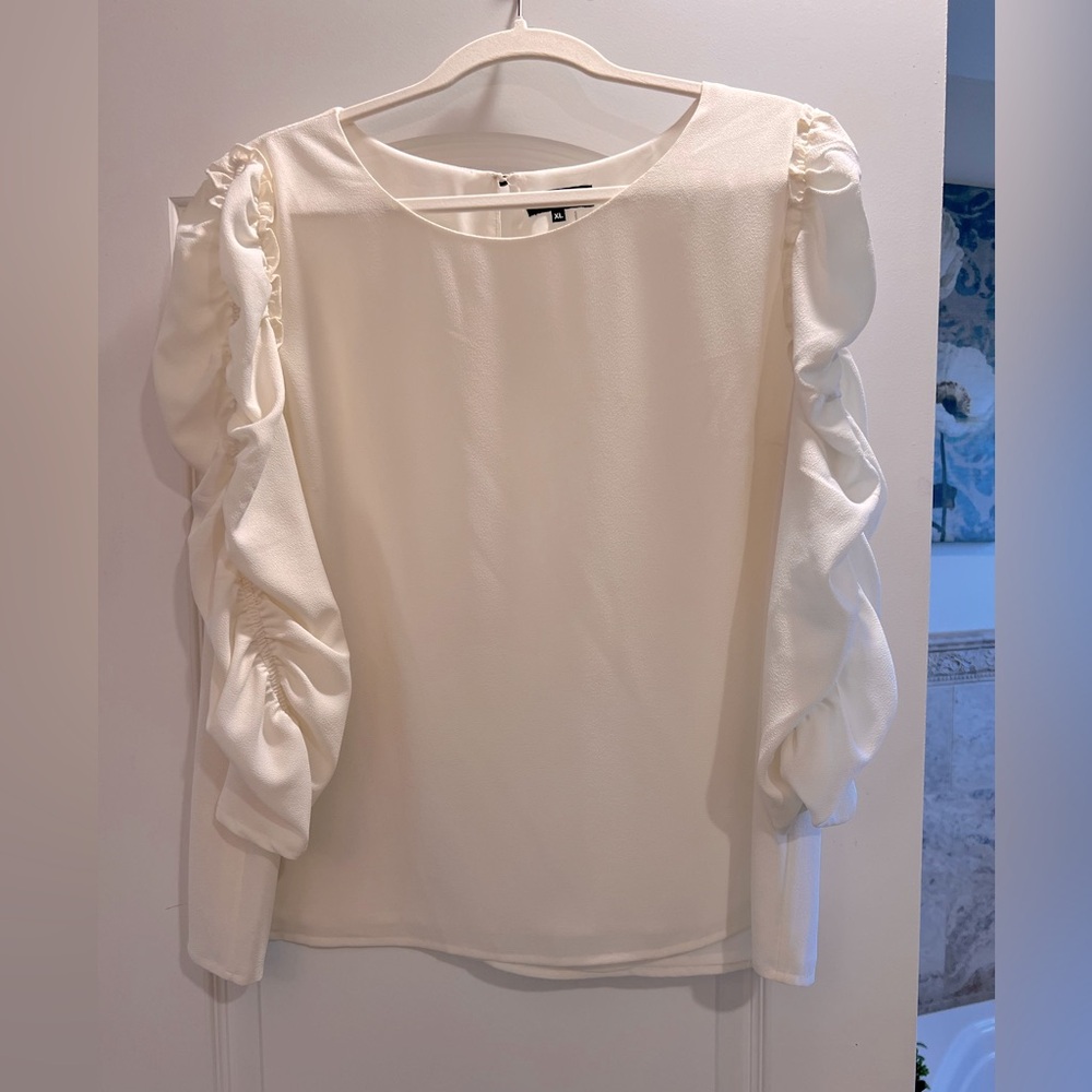 1 State ruffled blouse